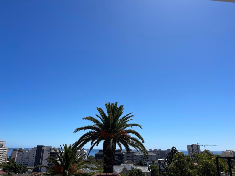 1 Bedroom Property for Sale in Sea Point Western Cape